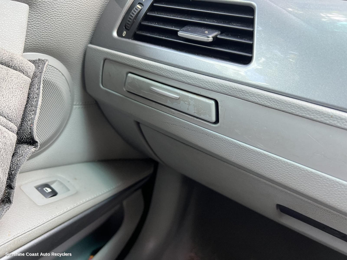 2005-2012 Bmw 3 Series Console