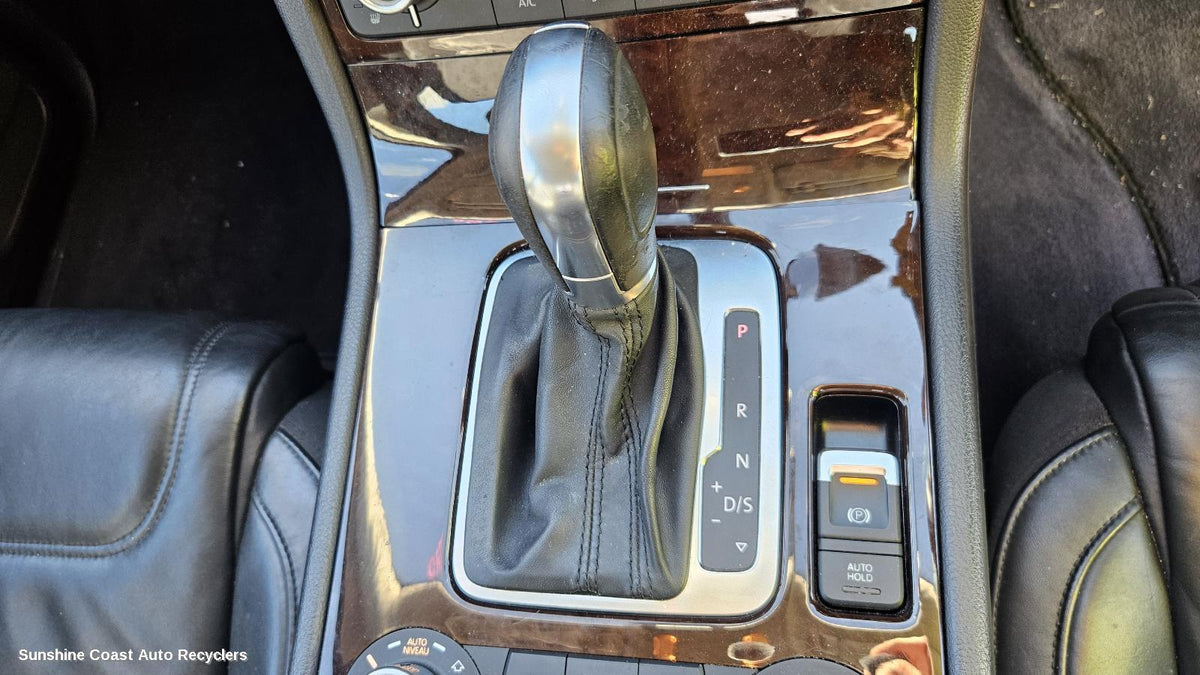 2010-2018 Volkswagen Touareg Gear Stick Shifter