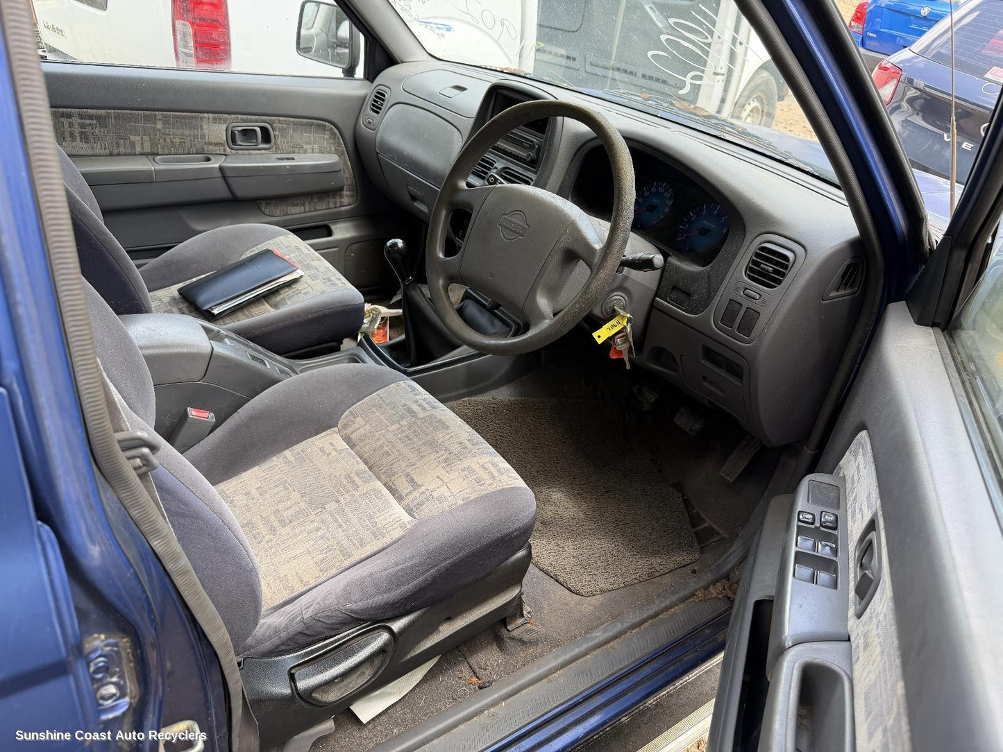 1997-2001 Nissan Navara Ashtray
