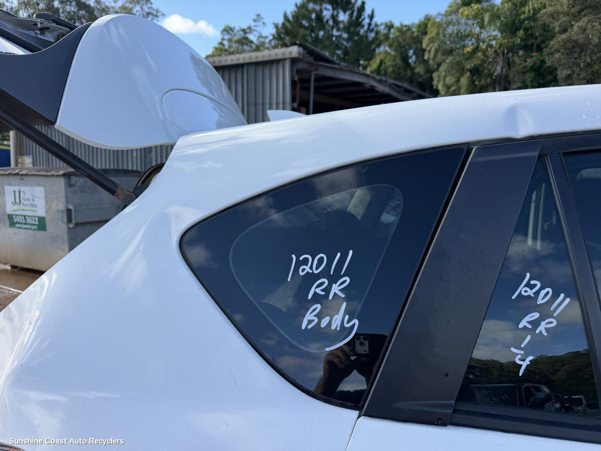 2012-2016 Mazda Cx5 Right Rear Side Glass