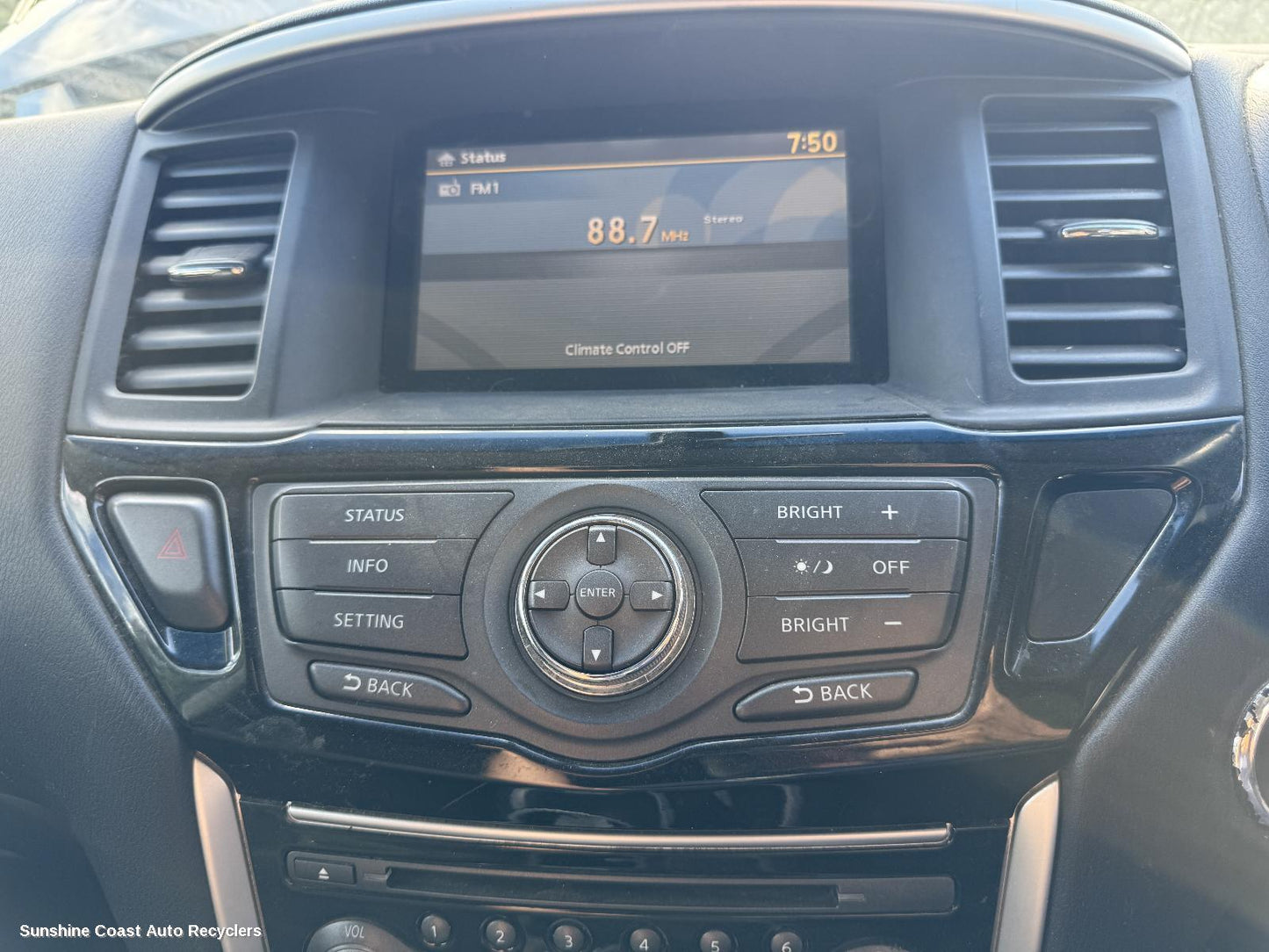 2016 Nissan Pathfinder Radio Cd Dvd Sat Tv