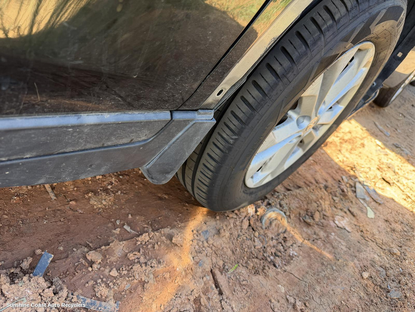 2014 Nissan Xtrail Mud Flaps