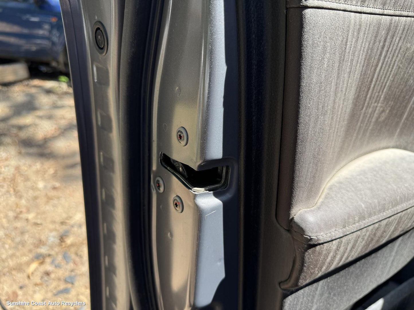 2020-2026 Mazda Bt50 Door Boot Gate Lock