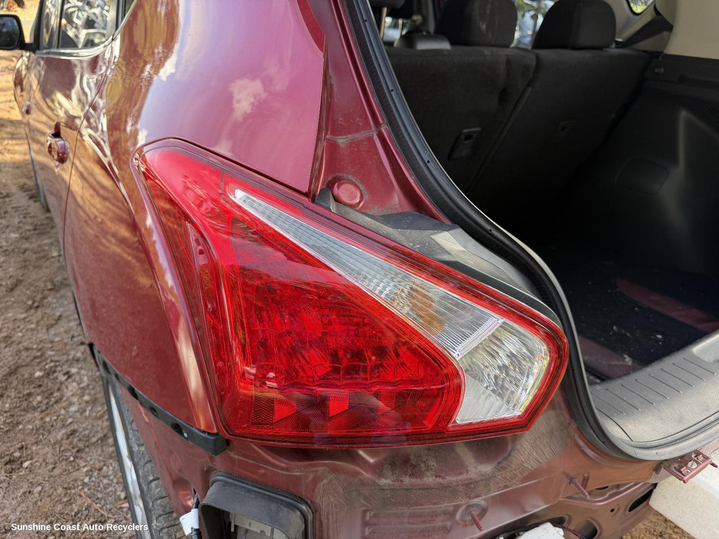 2013-2016 Nissan Pulsar Left Taillight