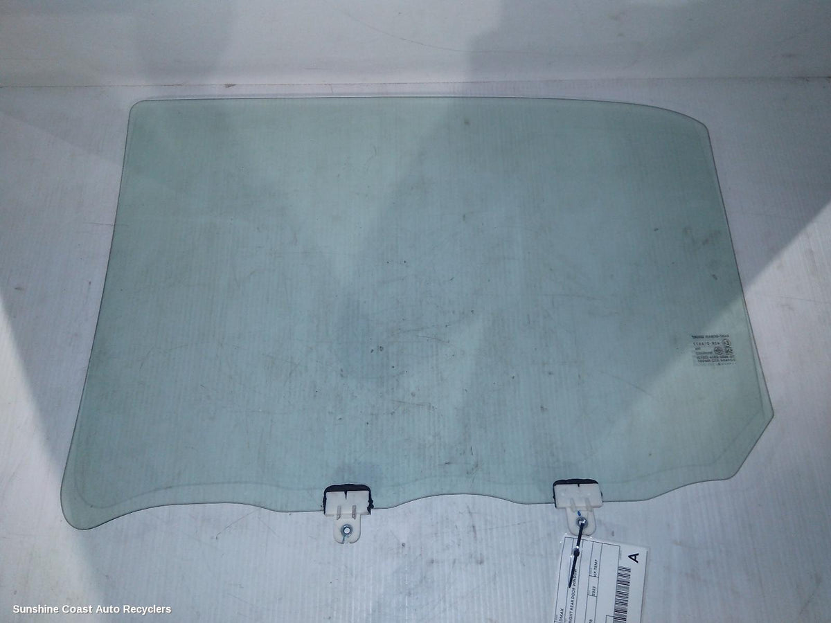 2020-2026 Isuzu Dmax Right Rear Door Window