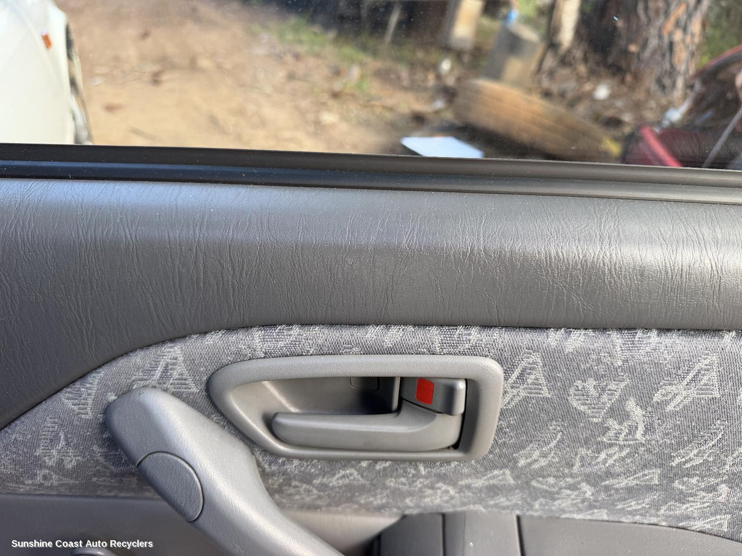 1997-2002 Toyota Camry Door Handle