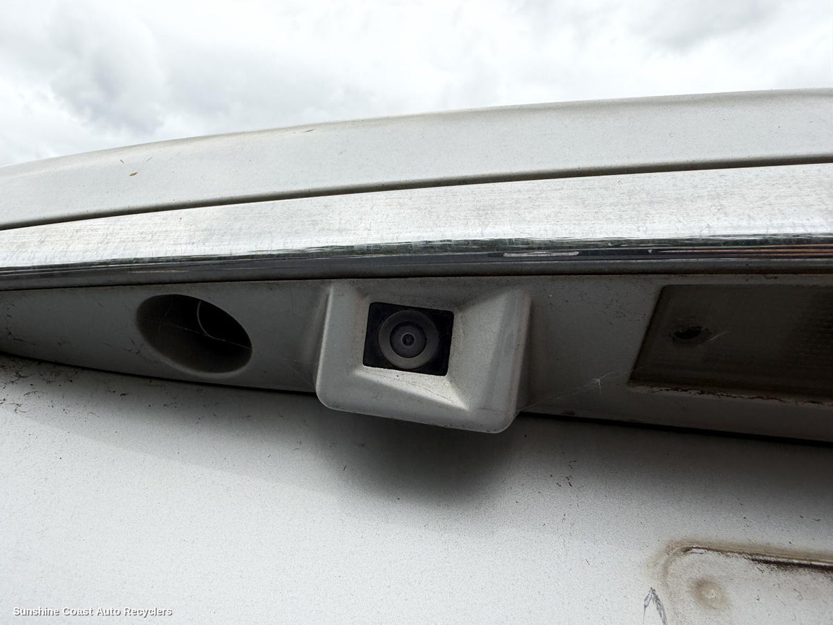 2006-2014 Kia Carnival/grand Carnival Reverse Camera