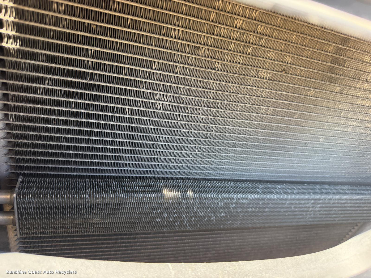 2006-2013 Bmw X5 A C Condenser
