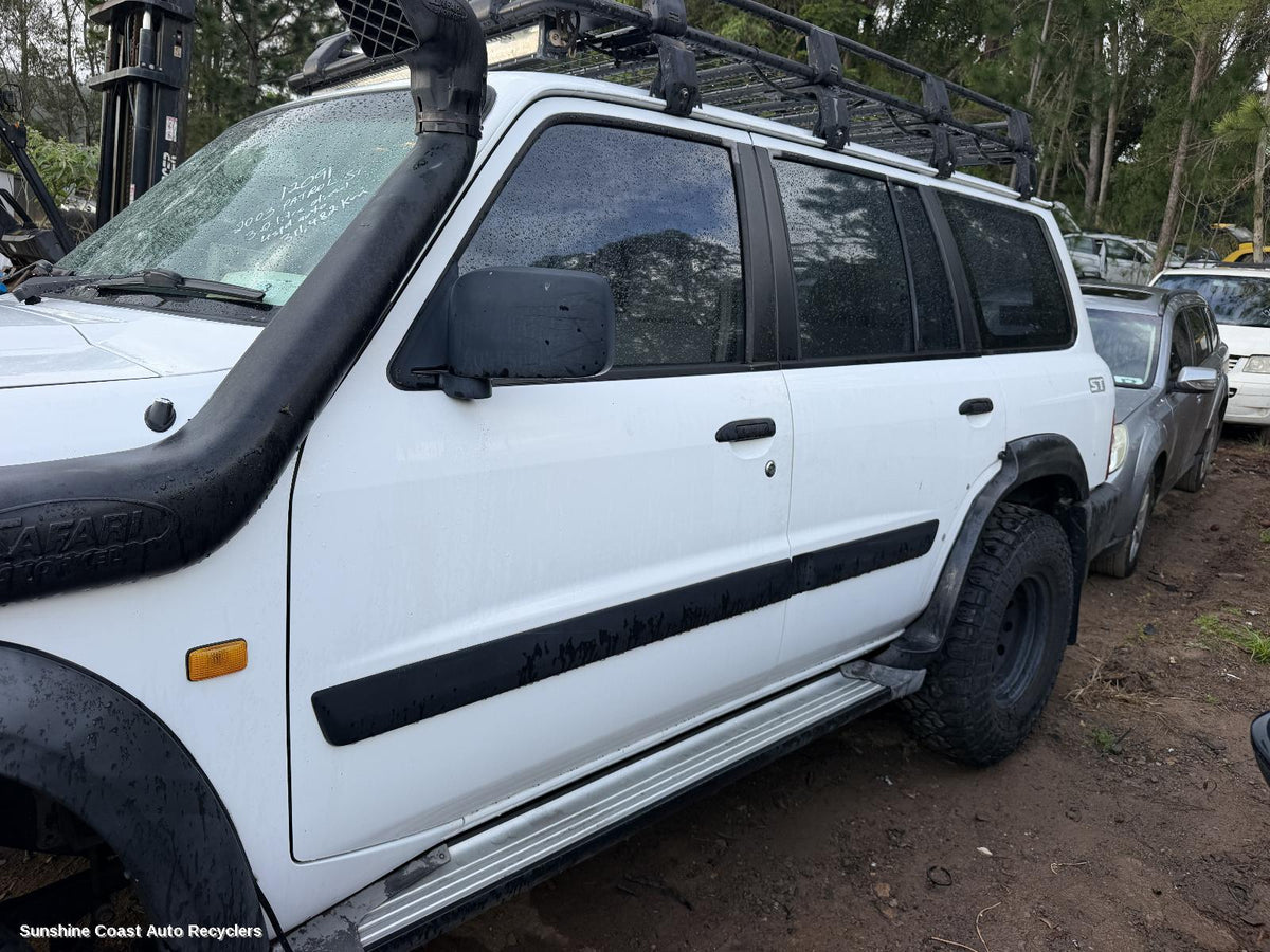 1999-2017 Nissan Patrol Left Front Door Window