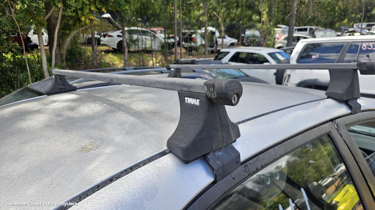 2001-2007 Toyota Corolla Roof Rack Bars
