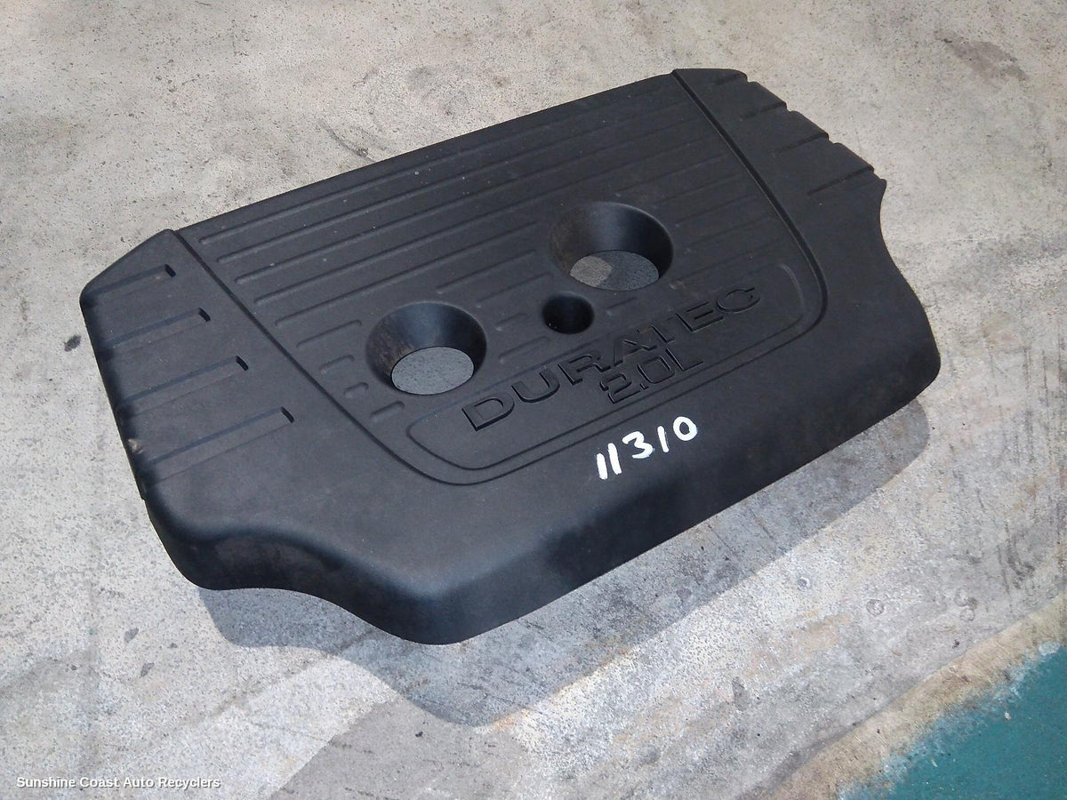 2011-2015 Ford Focus Rocker Assy Cover