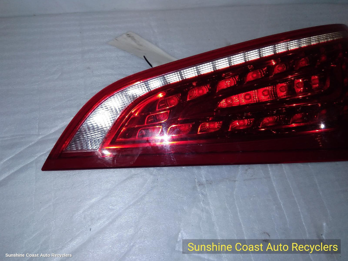 2008-2012 Audi Q5 Right Taillight
