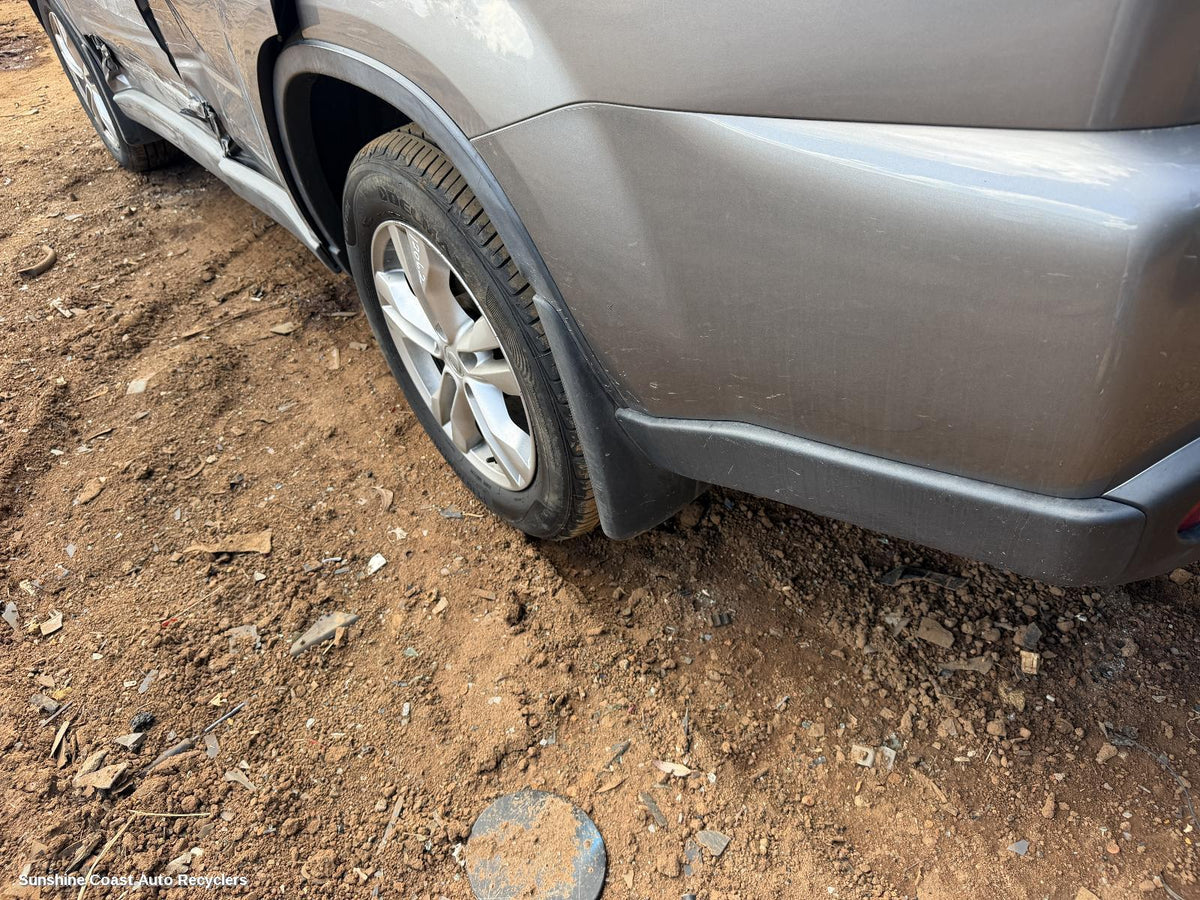 2007-2013 Nissan Xtrail Mud Flaps