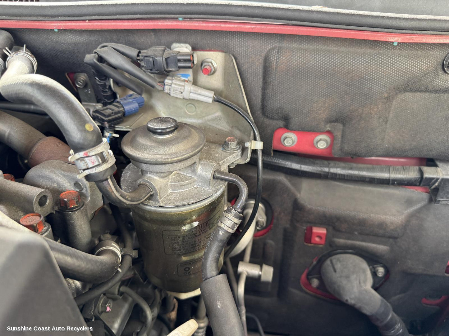 2009 Mitsubishi Pajero Fuel Filter Housing