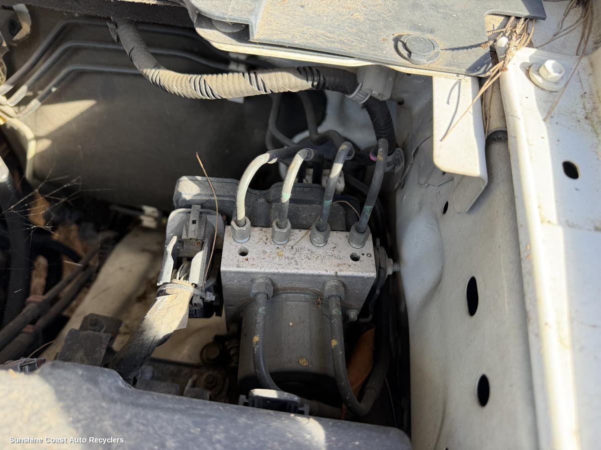 2011-2015 Mazda Bt50 Abs Pump Modulator