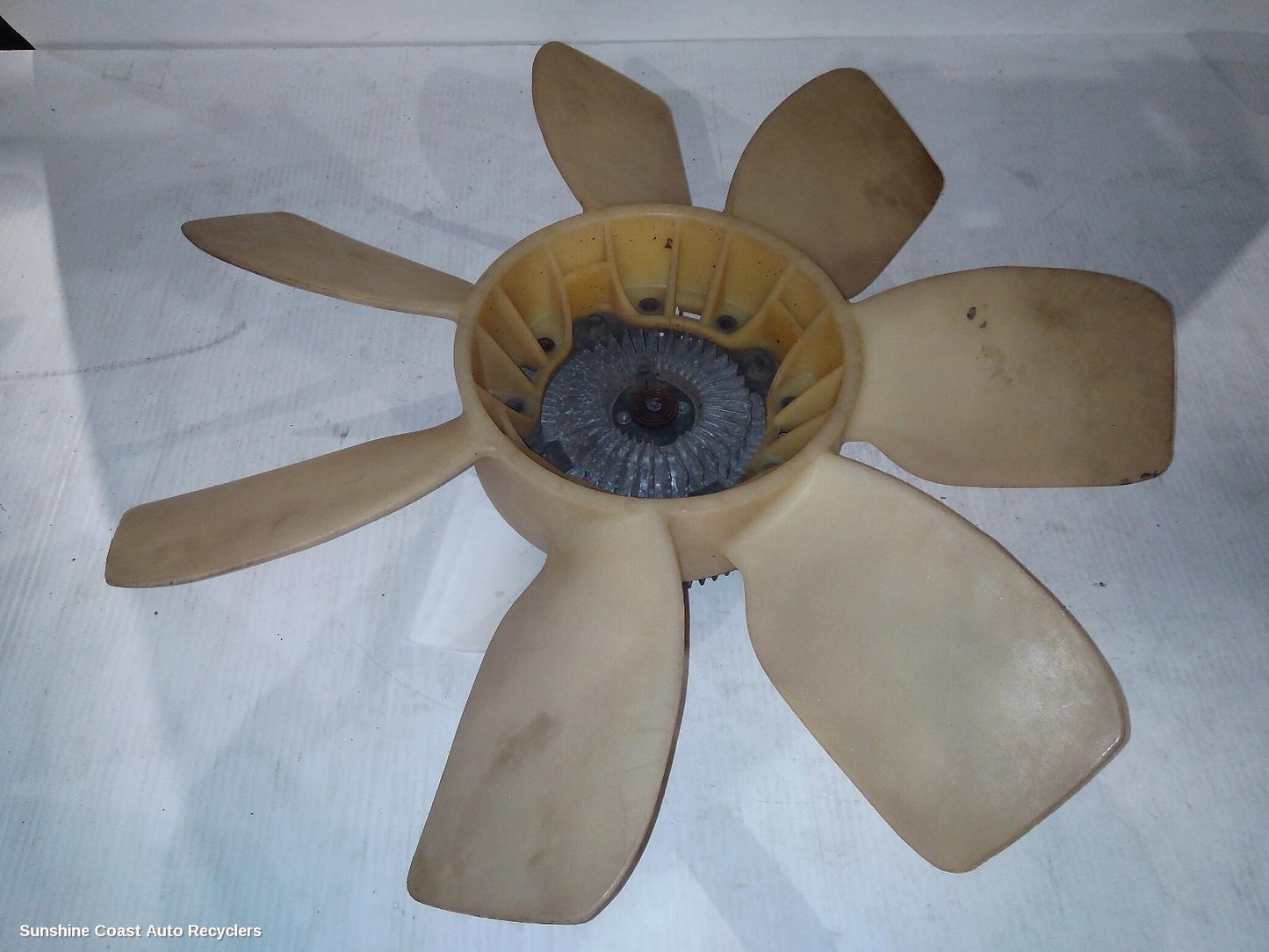 2003 Toyota Landcruiser Fan