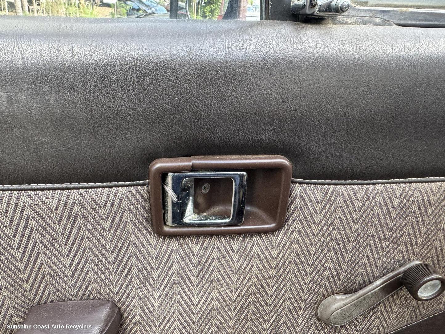 1984 Toyota Landcruiser Door Handle