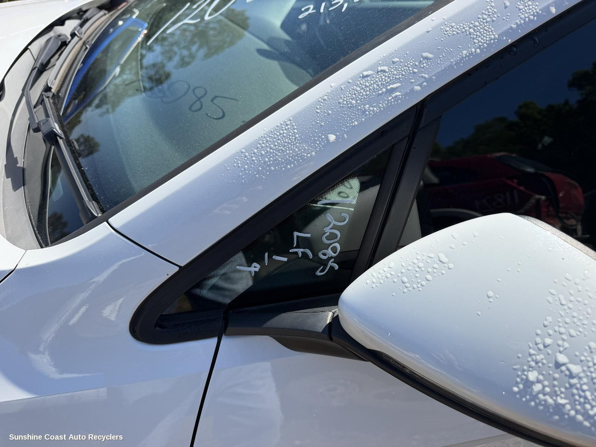 2012-2020 Volkswagen Golf Left Front 1 4 Door Glass