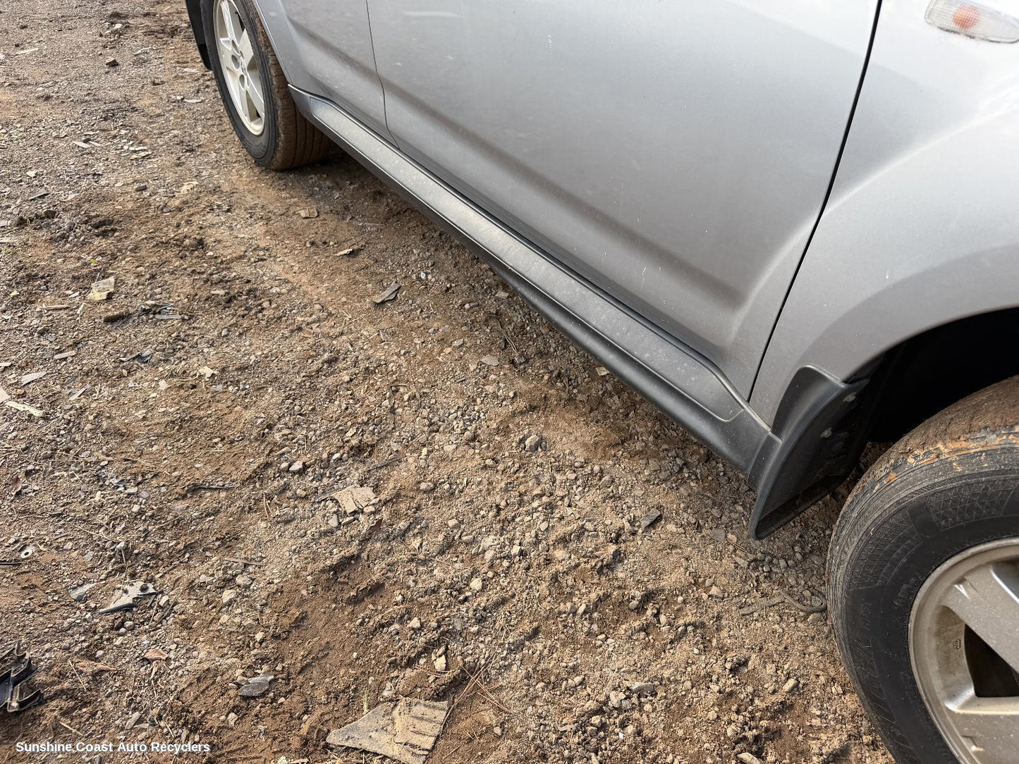 2009-2012 Mitsubishi Outlander Side Step Skirt