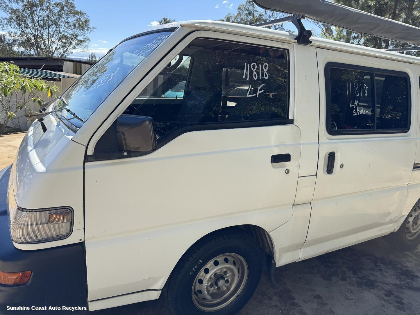 2007 Mitsubishi L300 Left Door Mirror