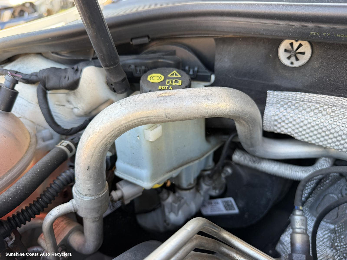2012-2020 Volkswagen Golf Master Cylinder