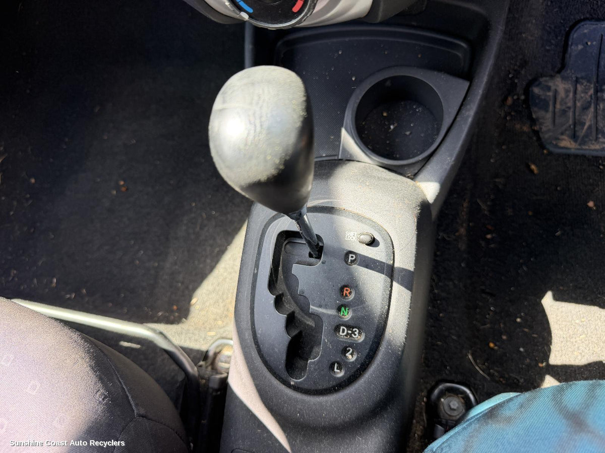 2005-2016 Toyota Yaris Gear Stick Shifter