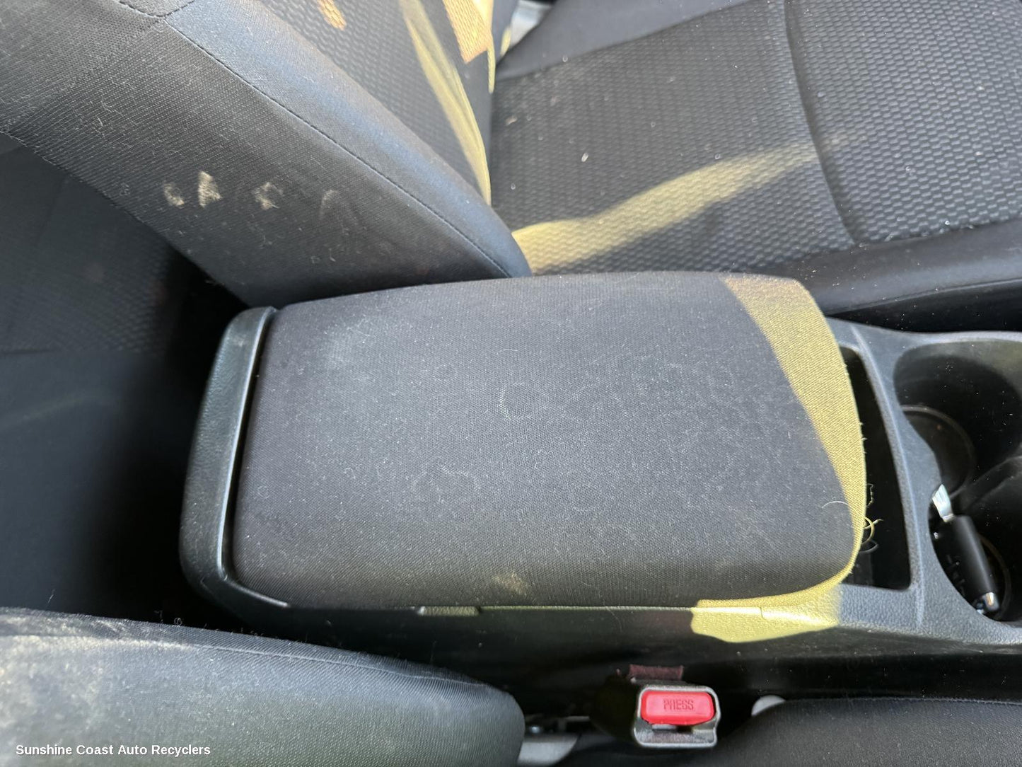 2015 Nissan Qashqai Console