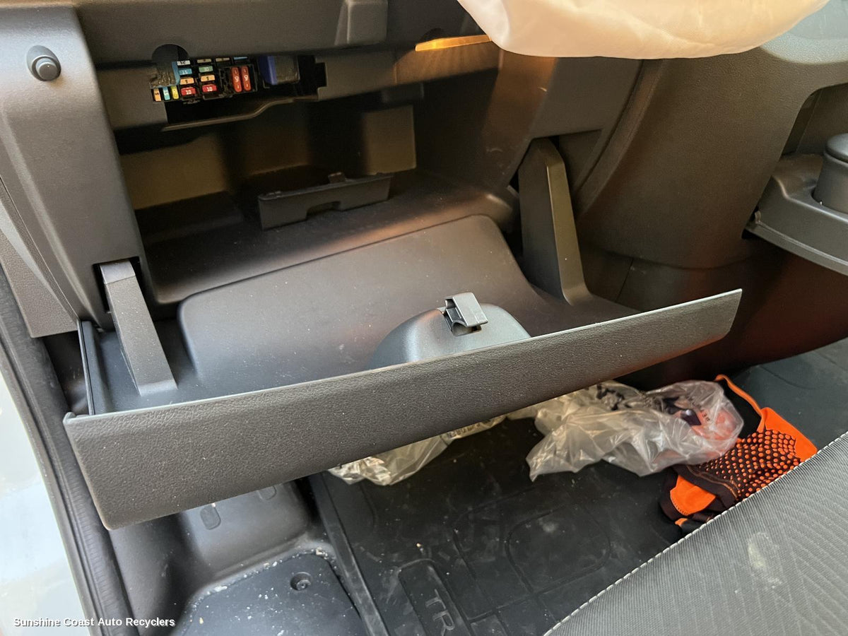 2015-2026 Renault Trafic Glove Box