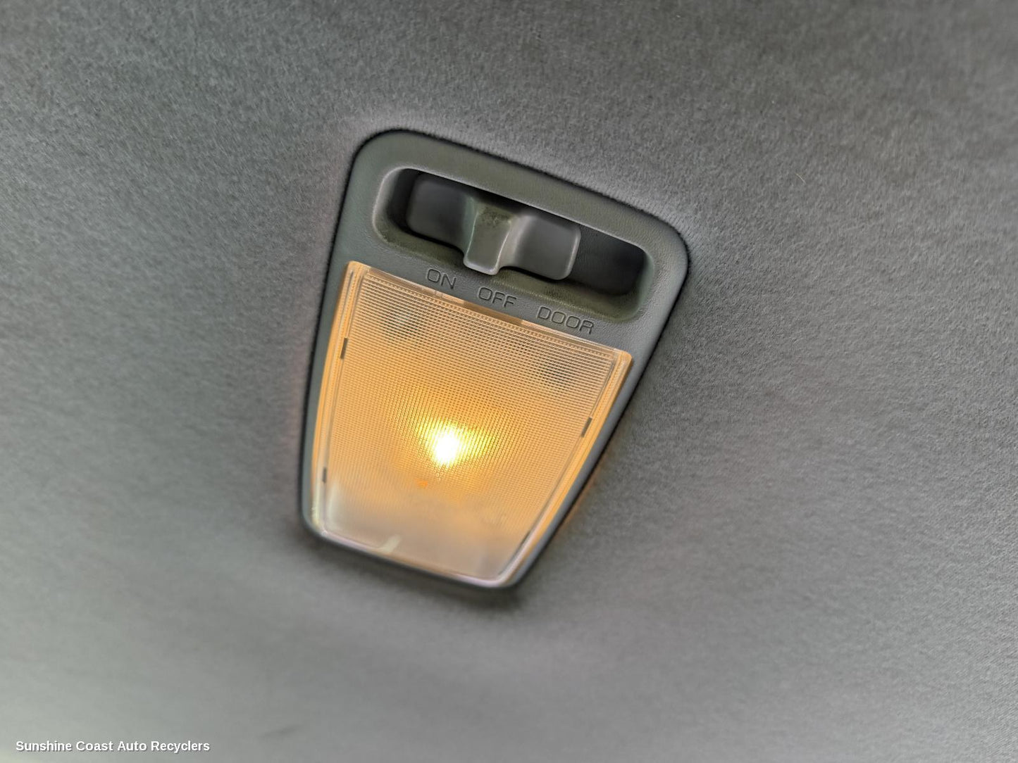 2002-2006 Toyota Camry Courtesy Light