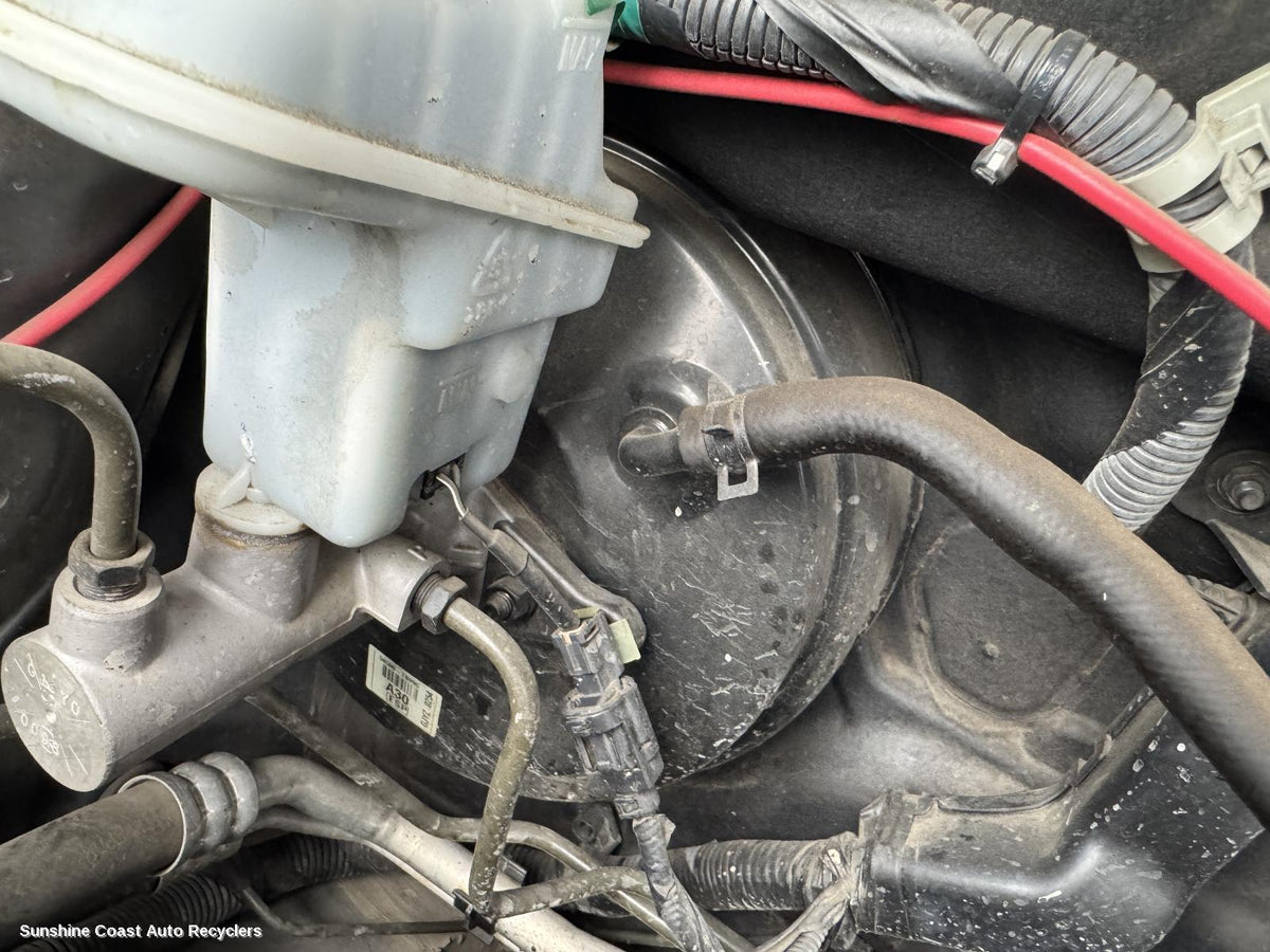 2009-2012 Hyundai Santa Fe Brake Booster