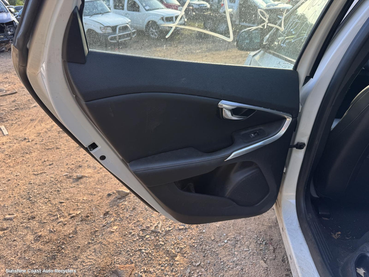 2013-2019 Volvo S40 Door Handle