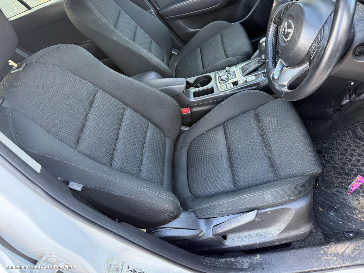 2014-2016 Mazda Cx5 Front Seat