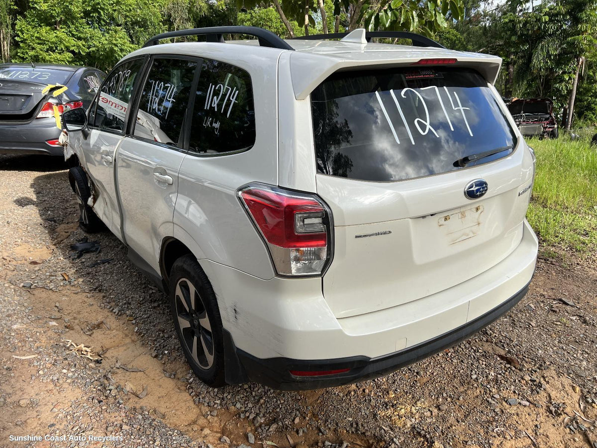 2012-2018 Subaru Forester Right Front Door