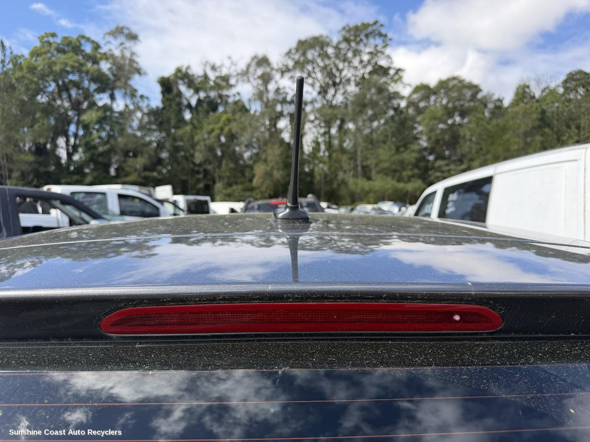 2010-2017 Volkswagen Polo High Level Stoplight