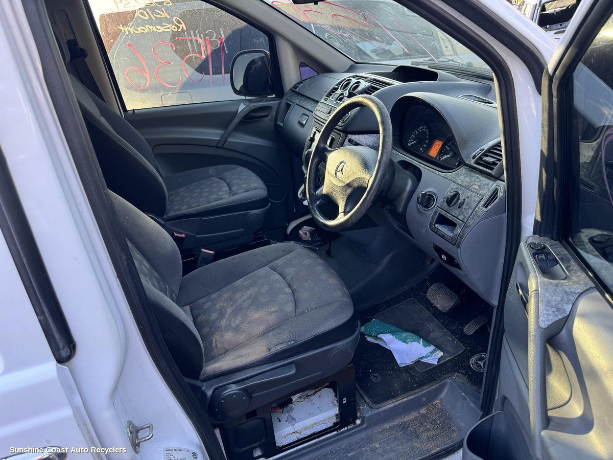 2008-2011 Mercedes Vito Engine