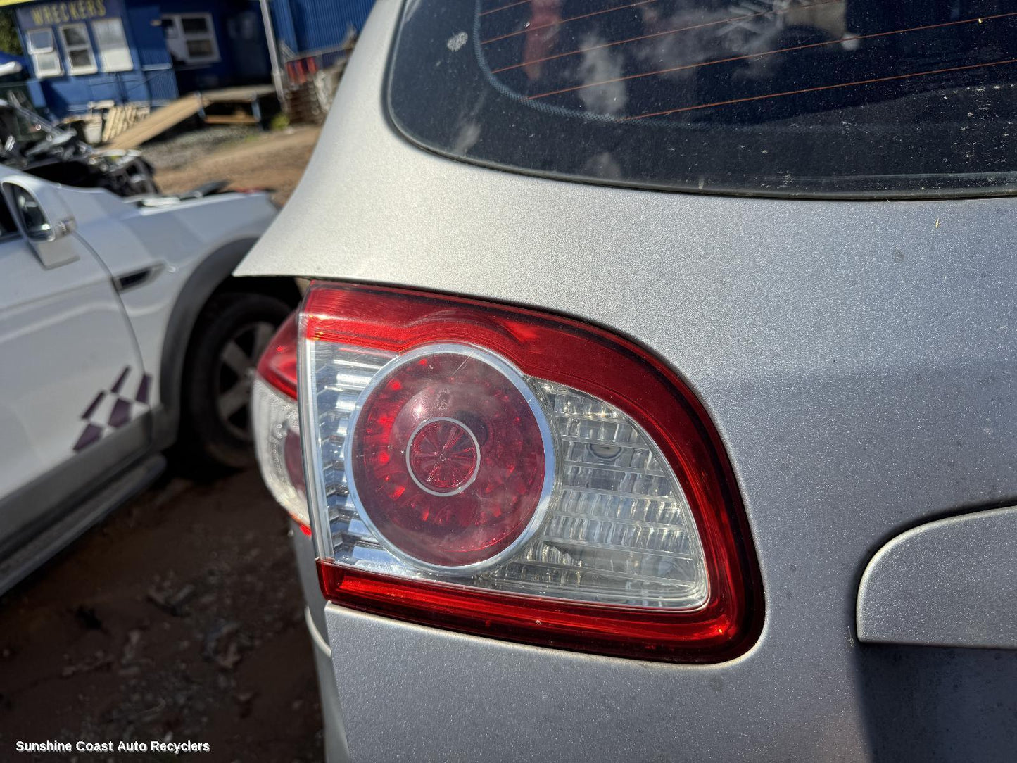 2009 Hyundai Santa Fe Rear Garnish