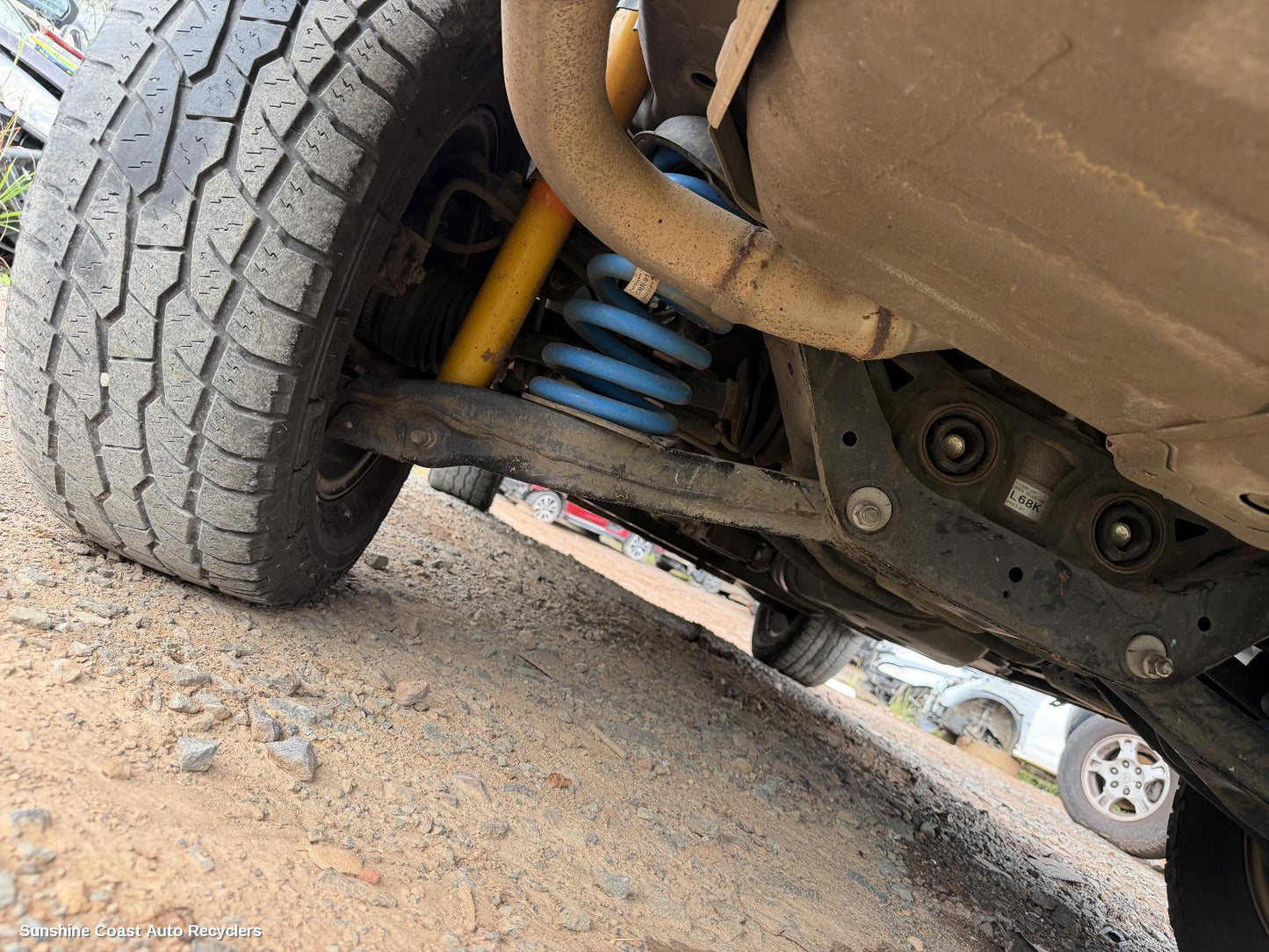 2006-2021 Mitsubishi Pajero Left Driveshaft