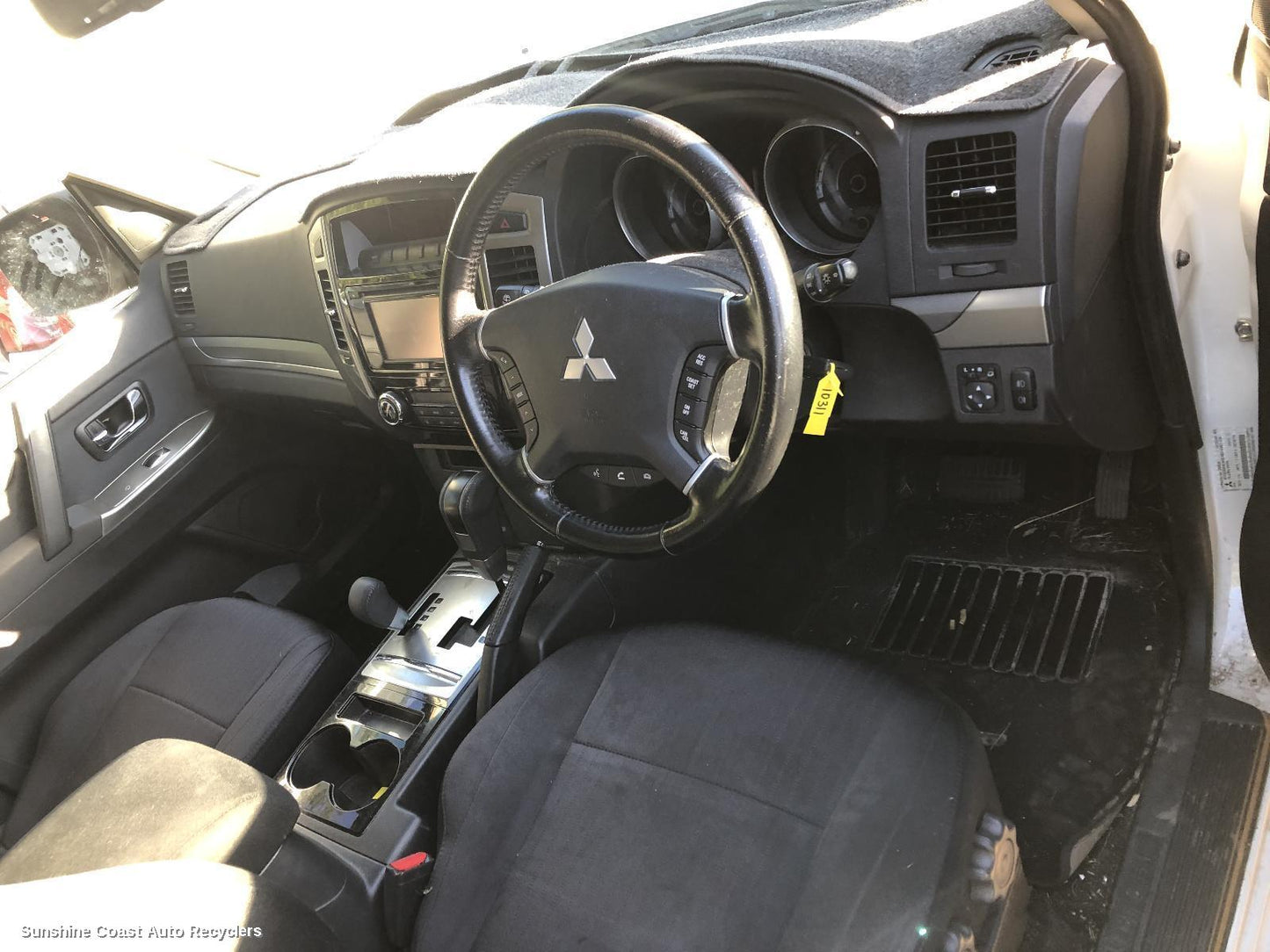 2014 Mitsubishi Pajero Catalytic Converter