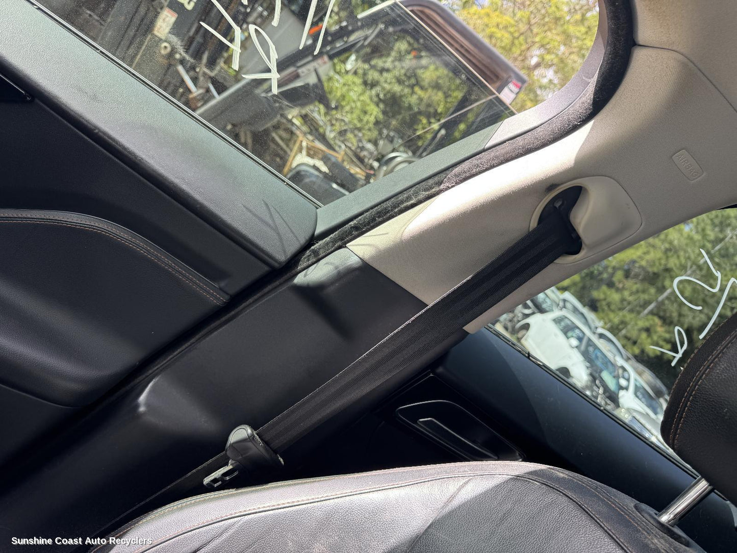 2016 Jaguar F Pace Seatbelt Stalk
