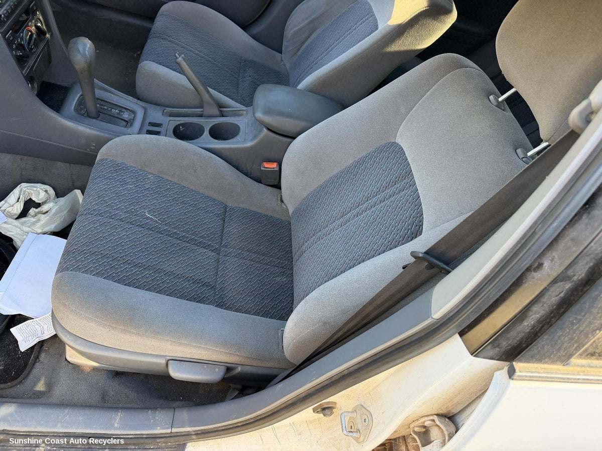 1997-2002 Toyota Camry Front Seat