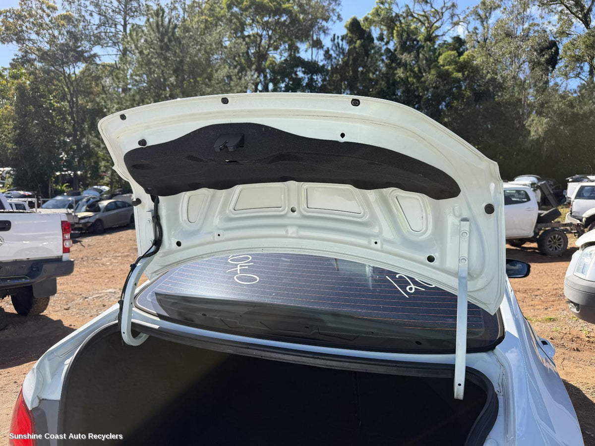 2011-2019 Hyundai Accent Bootlid Tgate Hinge
