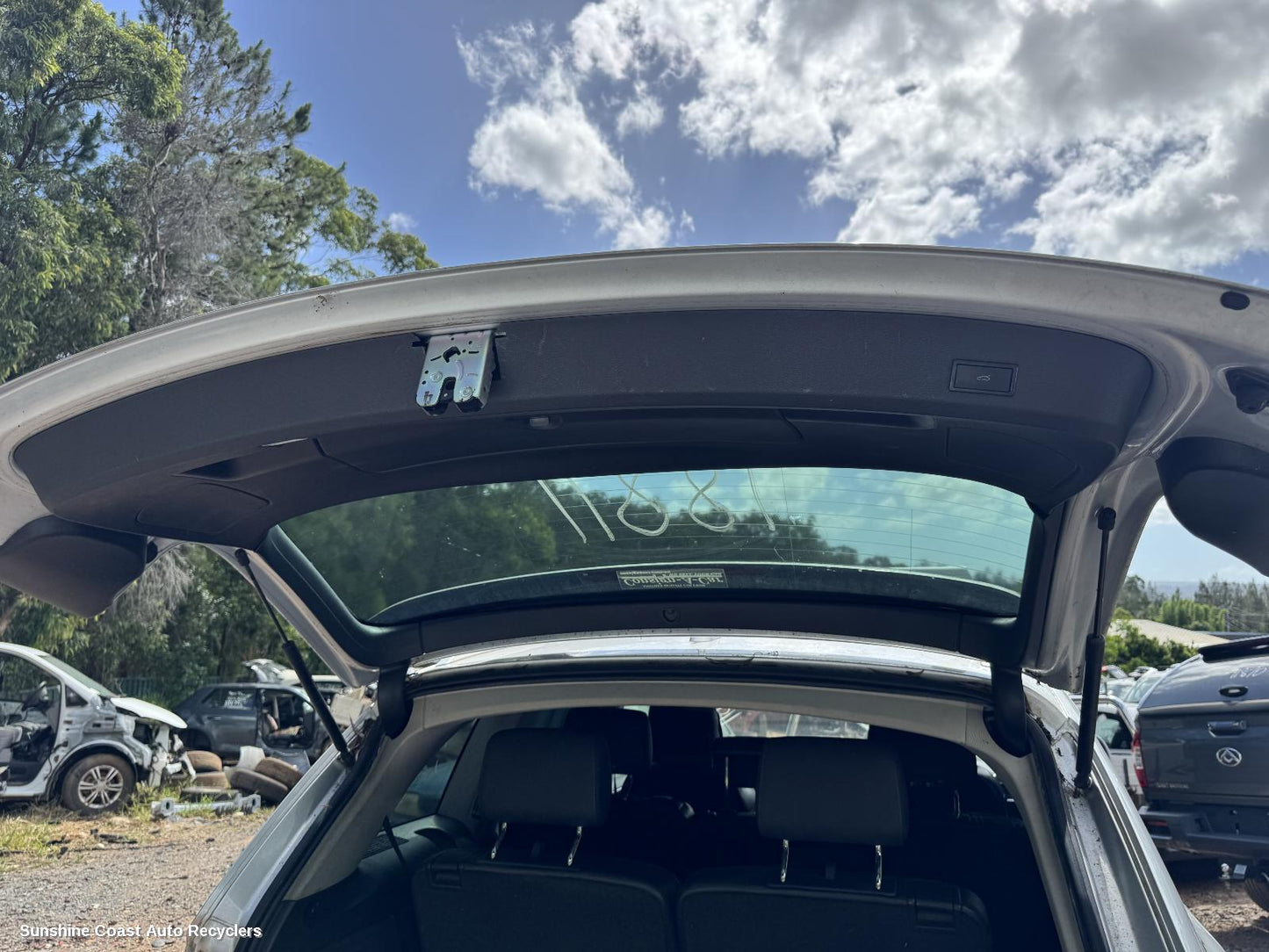 2010 Audi Q7 Door Boot Gate Lock