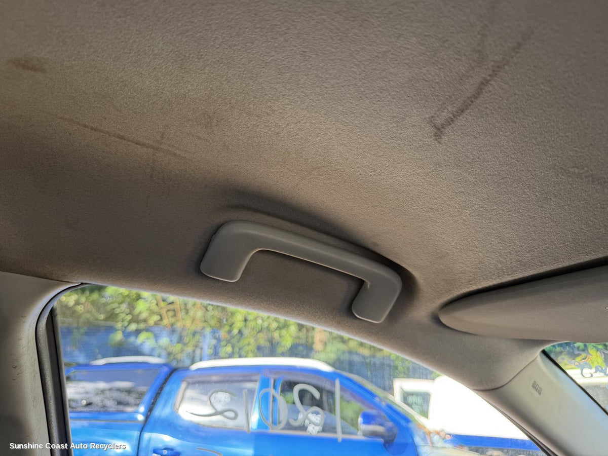 2009-2012 Mitsubishi Outlander Grab Handle