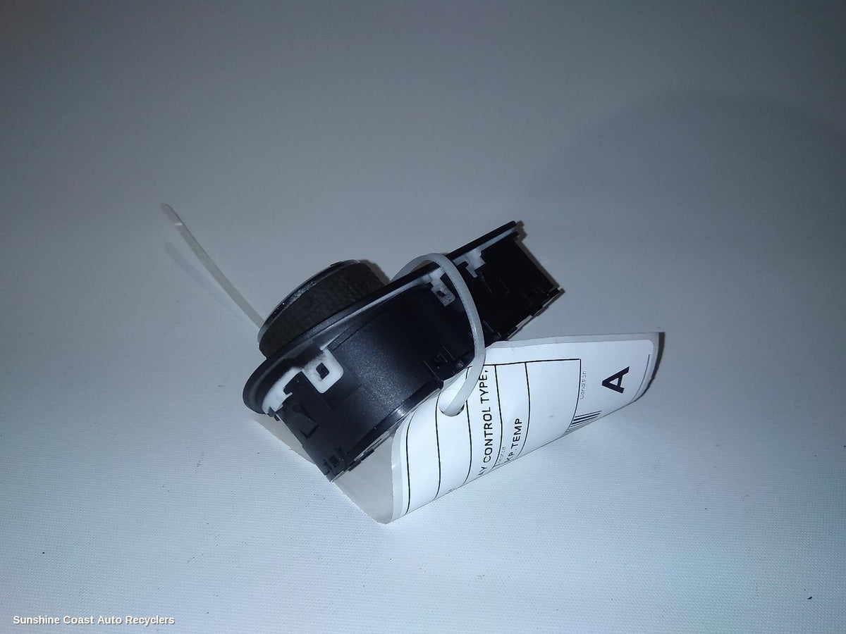 2013-2017 Holden Commodore Combination Switch