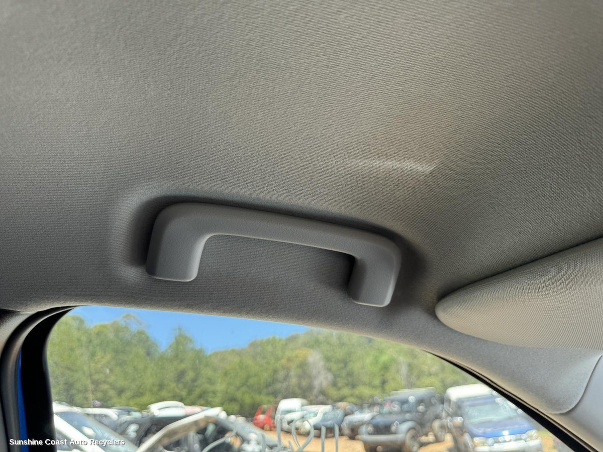 2017-2026 Mitsubishi Eclipse Cross Grab Handle
