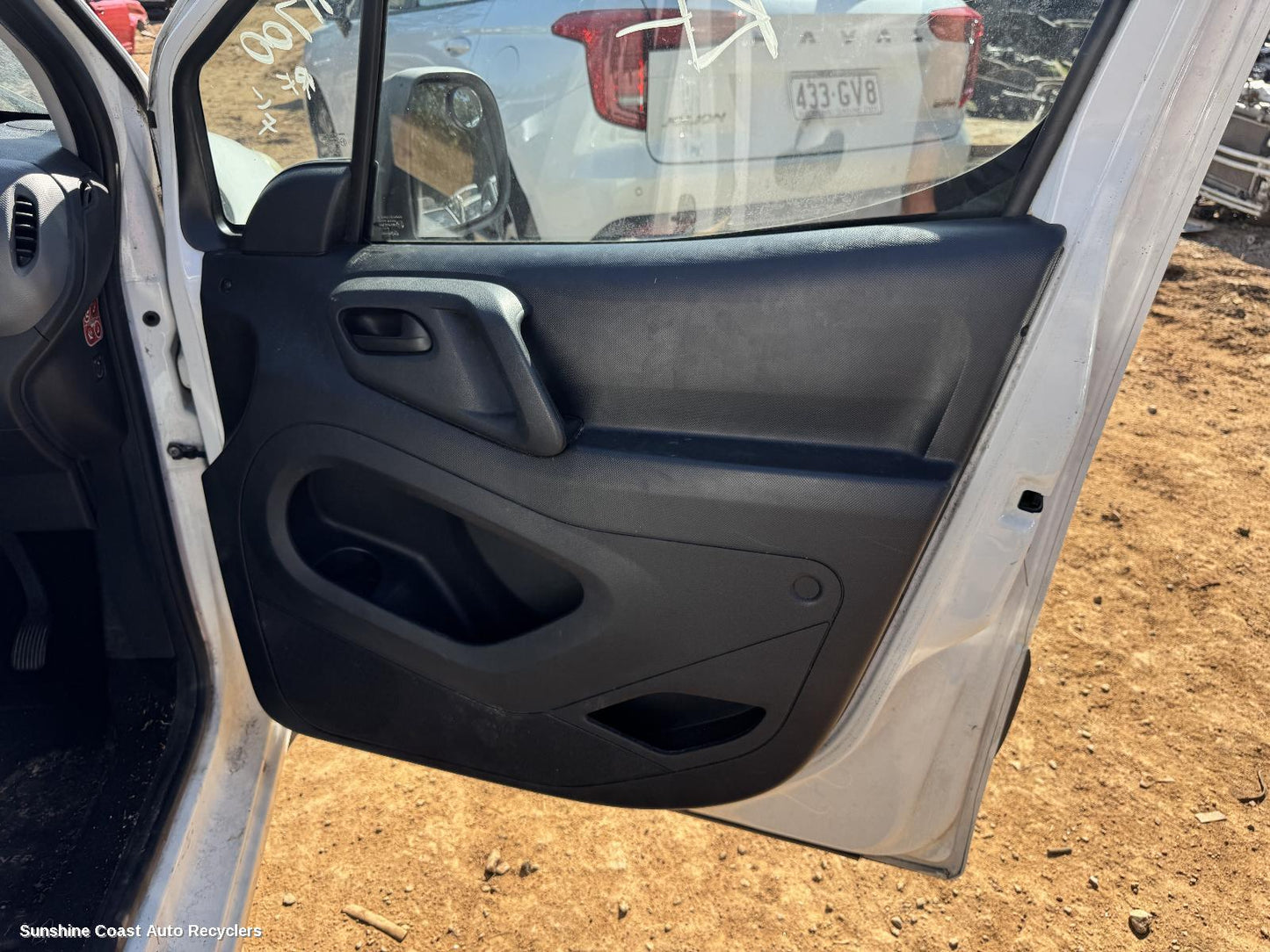 2013 Peugeot Partner Door Boot Gate Lock