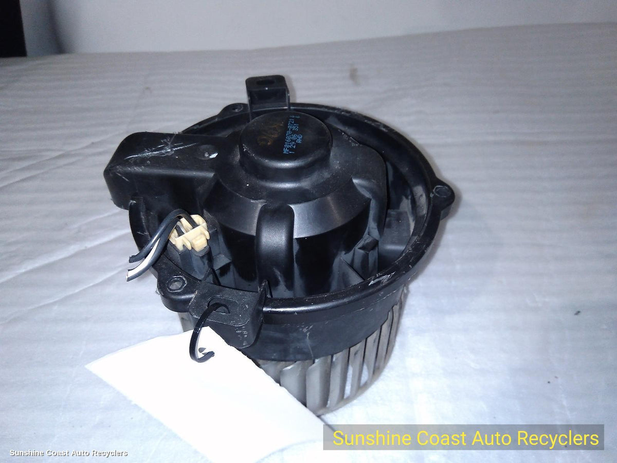 2002-2011 Mitsubishi Colt Heater Fan Motor