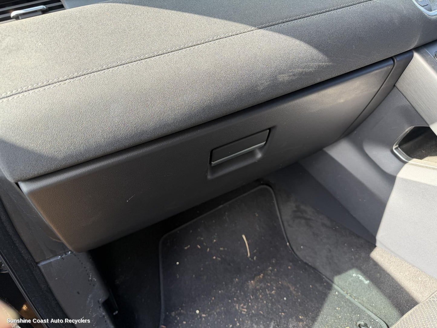2011-2019 Land Rover Rangerover Evoque Glove Box