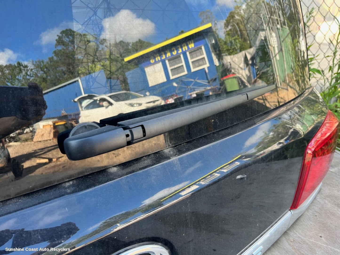 2017 Toyota Landcruiser Wiper Arm