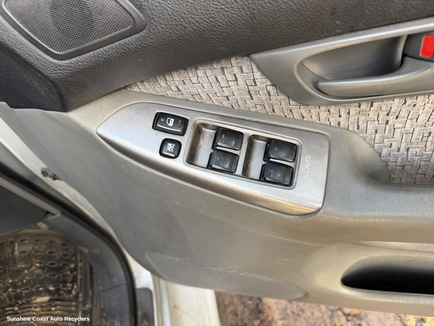 2003-2009 Toyota Prado Pwr Dr Wind Switch